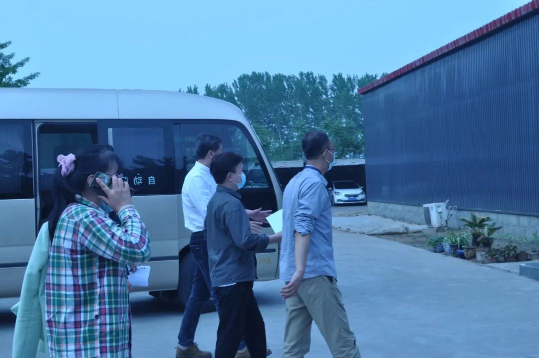 戳我試試